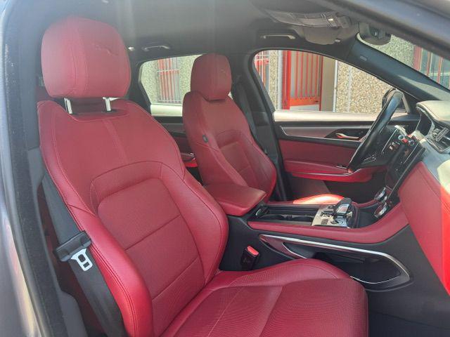 JAGUAR F-Pace 2.0 D 163 CV AWD aut. R-Dynamic SE