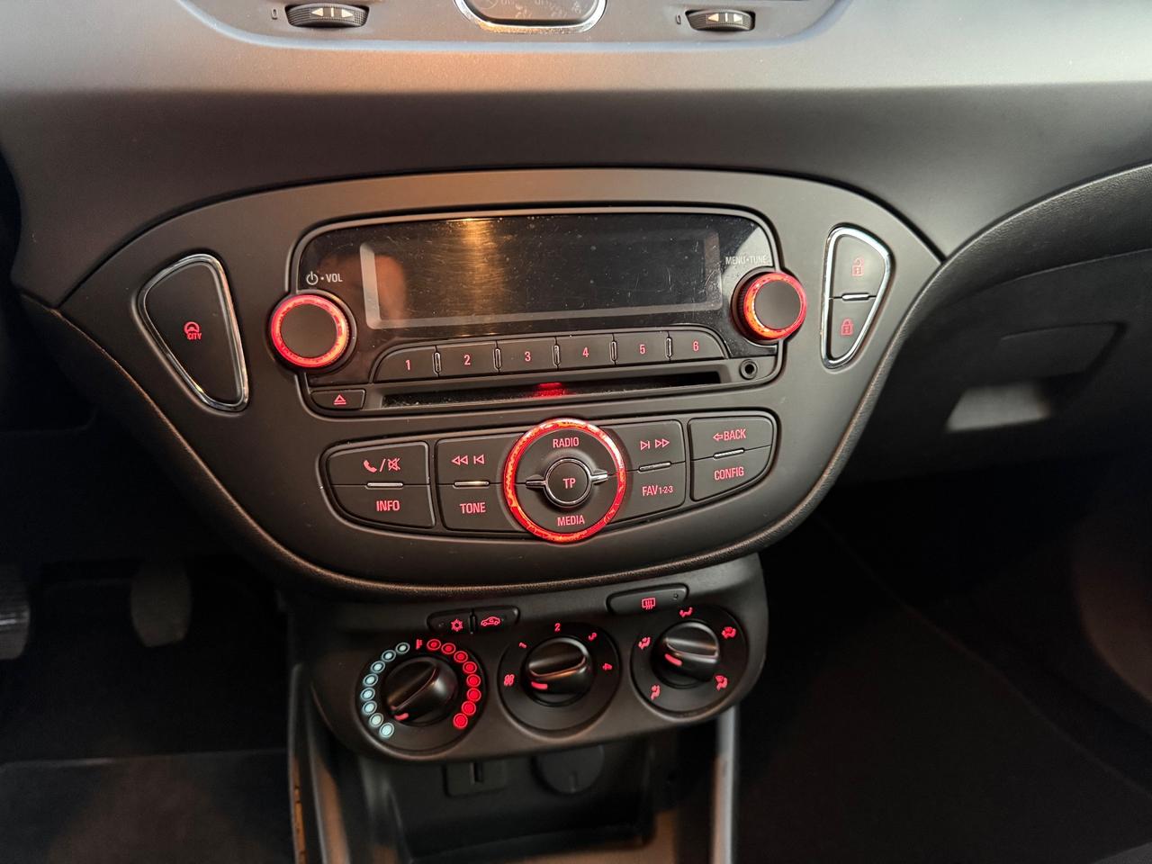 Opel Corsa 1.2 5 porte Innovation