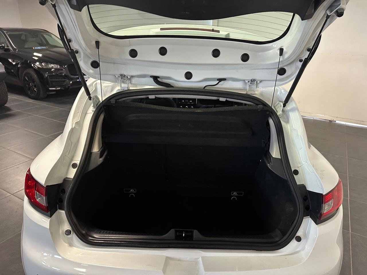 RENAULT CLIO 1.5 DCI 75CV NEOPATENTATI Costume National