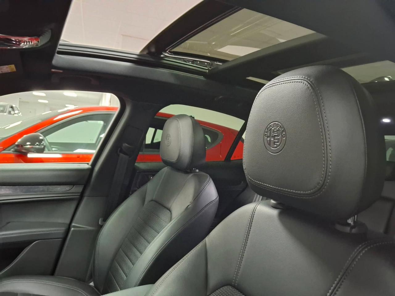 Alfa Stelvio 210 CV Q4 Sprint tetto panoramico full optional