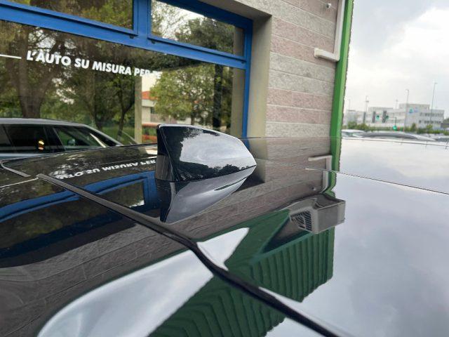 LAND ROVER Range Rover Velar 3.0D I6 4DW 300CV R-DYNAMIC HSE GANCIO TRAINO ELET