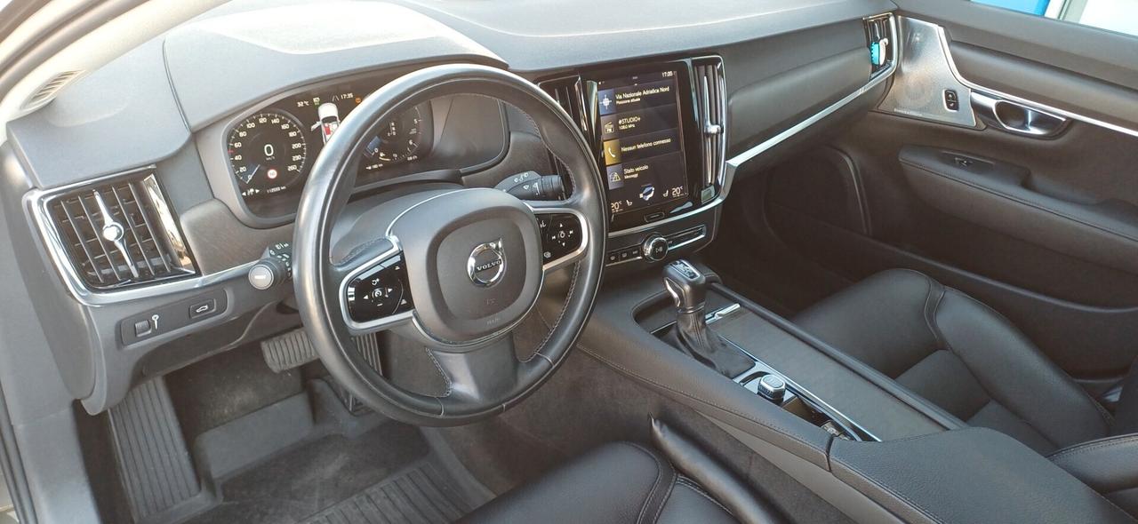 Volvo V90 Cross Country D4 AWD Geartronic Ocean Race