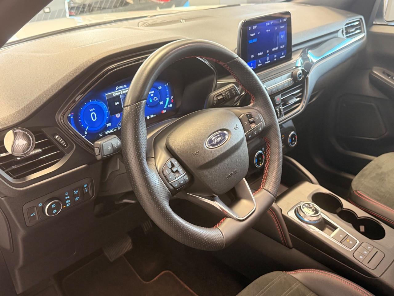 Ford Kuga 2.5 full hybrid ST-Line 190cv TETTO