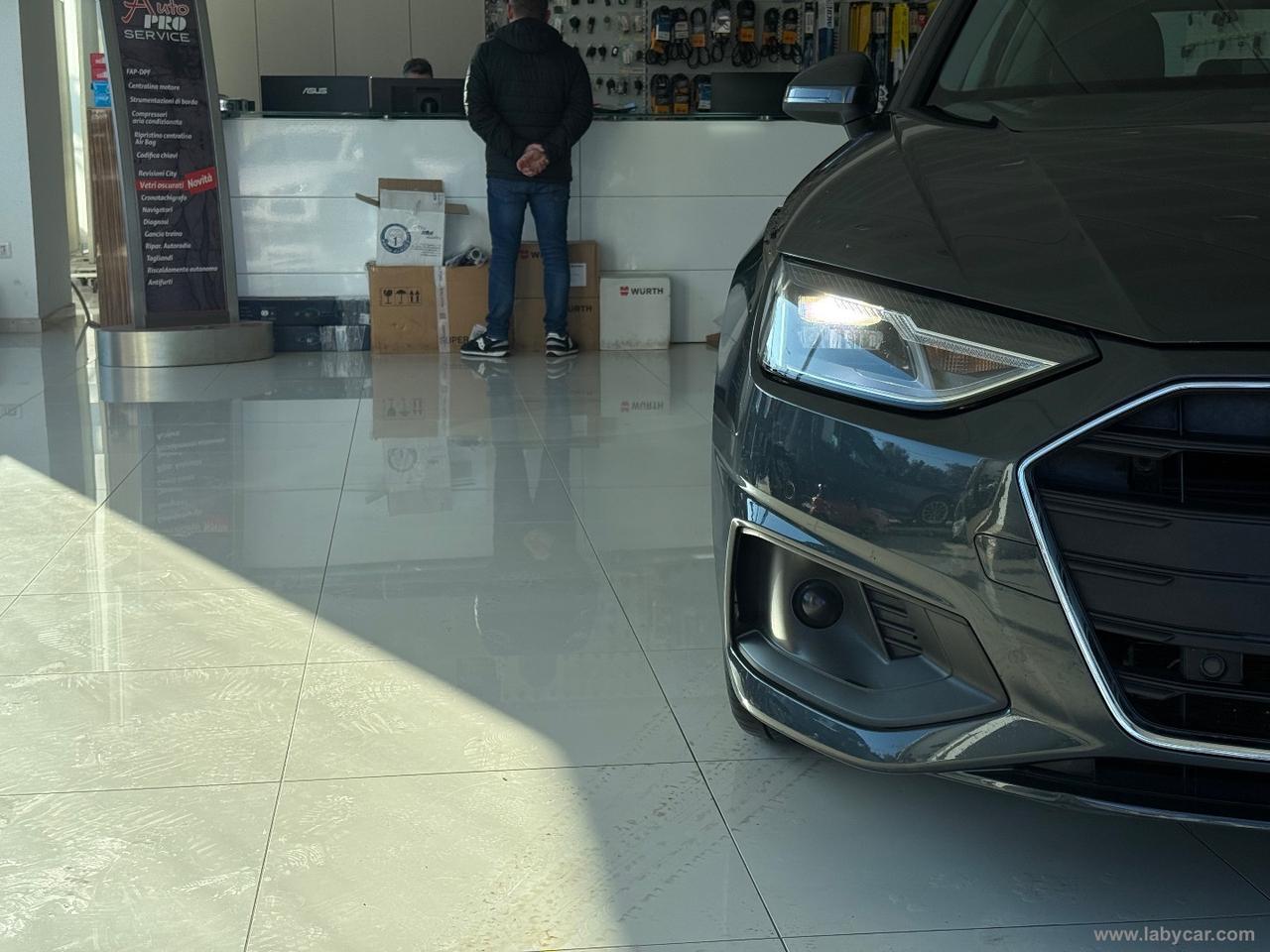 AUDI A4 Avant 40 TDI S tronic Business