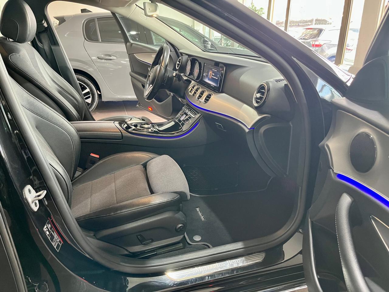 Mercedes-benz E 220 d 4MATIC Auto 9G Premium