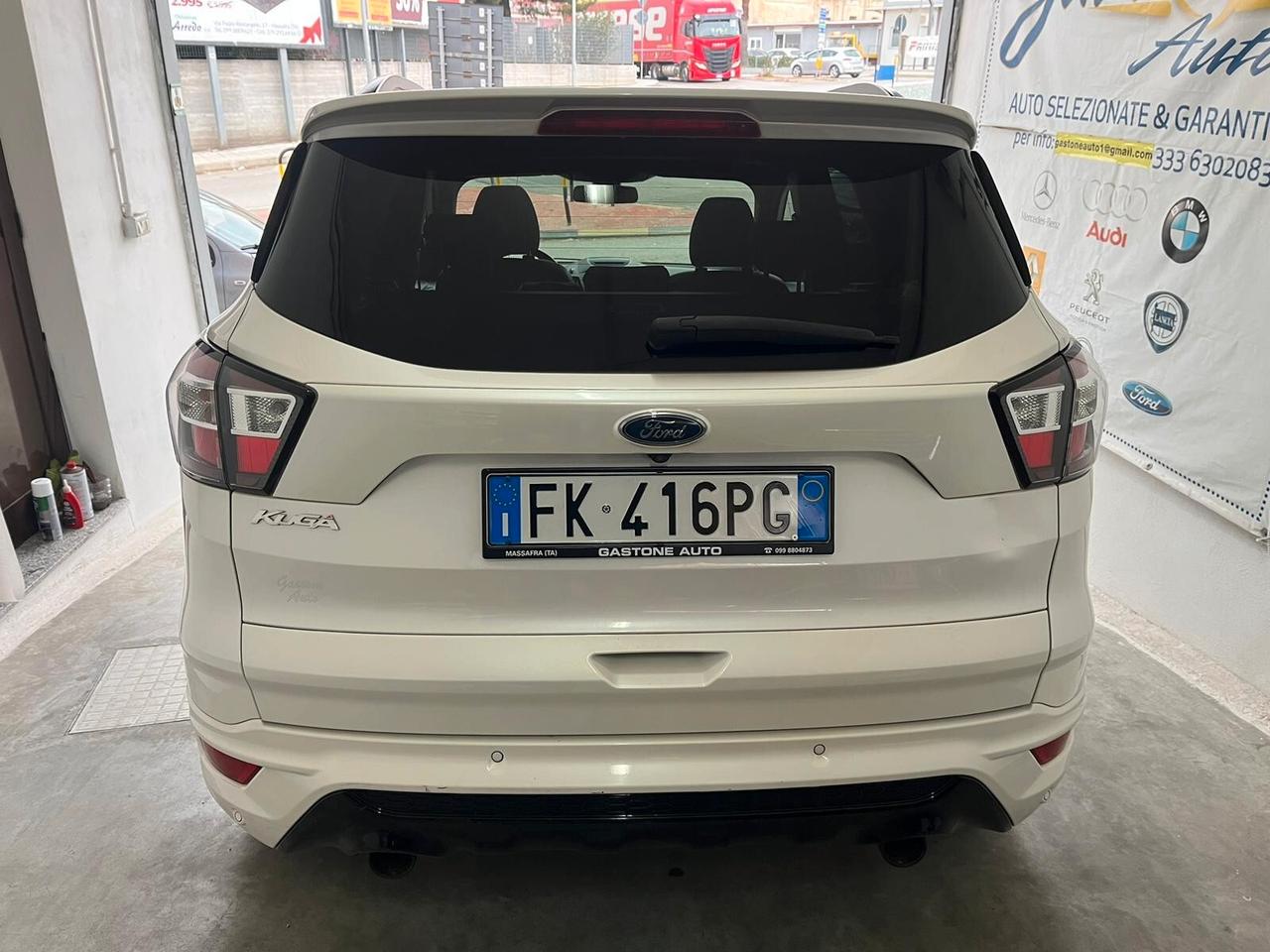 Ford Kuga 2.0 TDCI 150 CV 4WD ST-Line TETTO