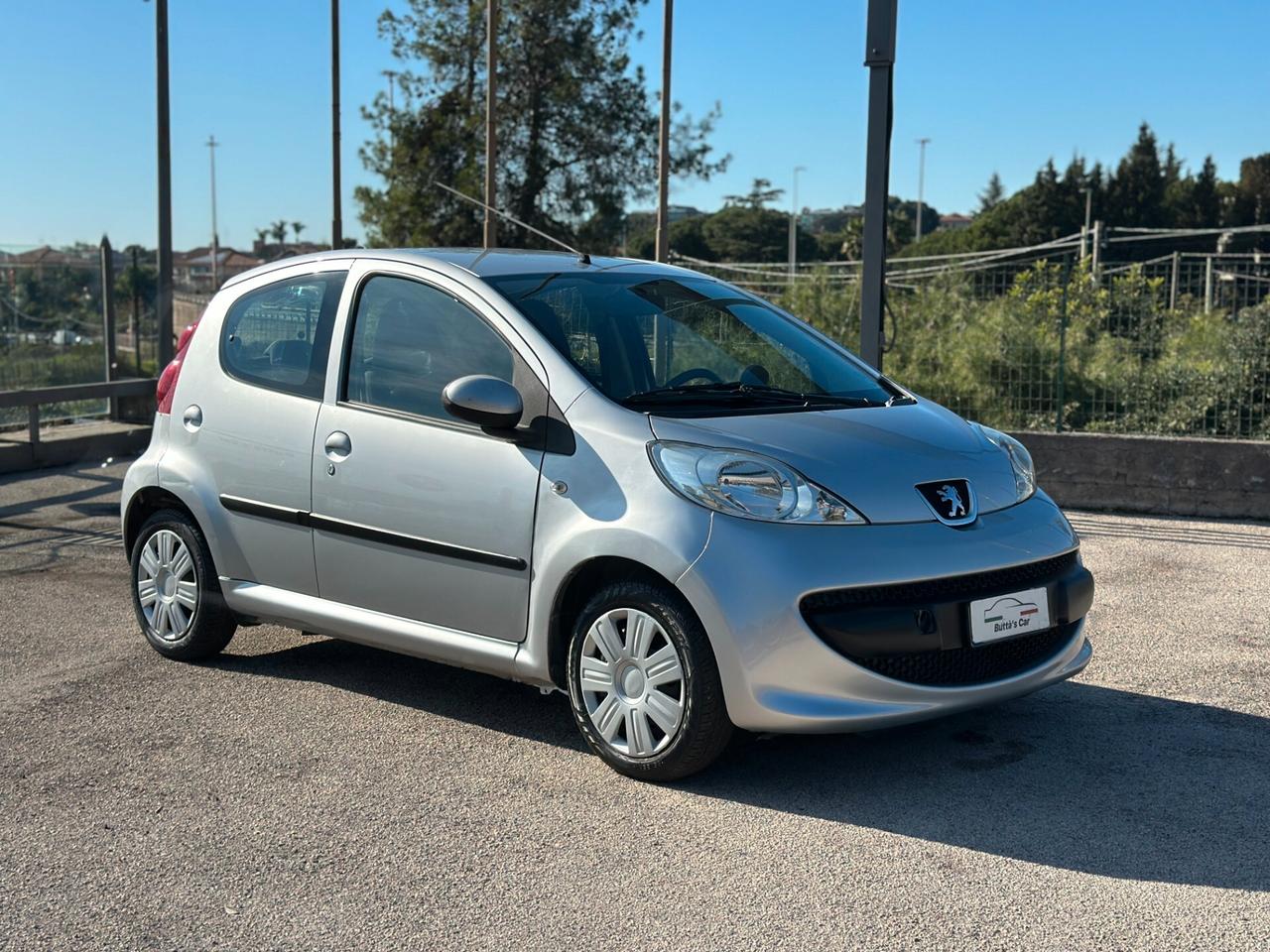 Peugeot 107 1.0 68CV 5p. Plaisir