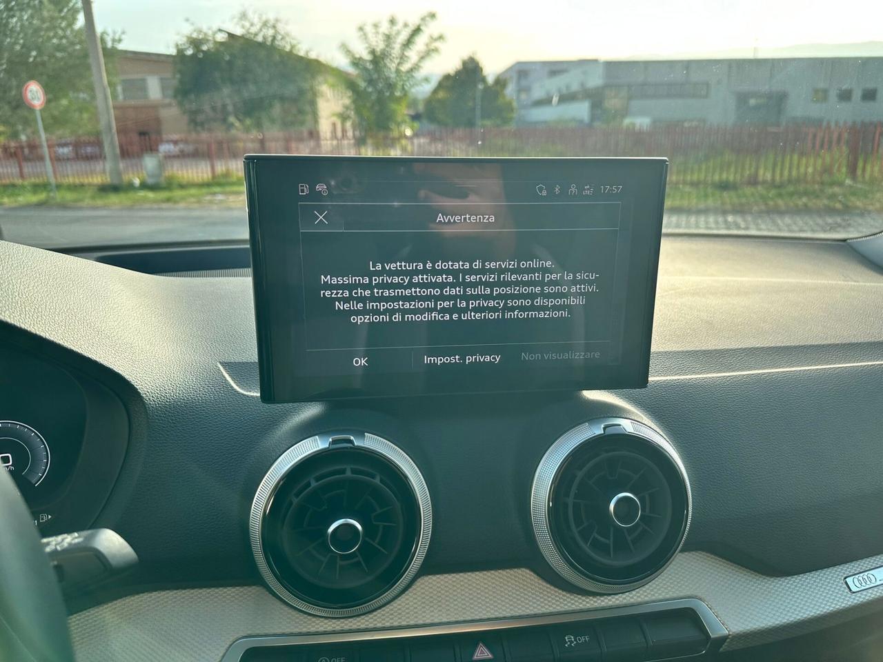 Audi Q2 35 TDI S tronic line Edition