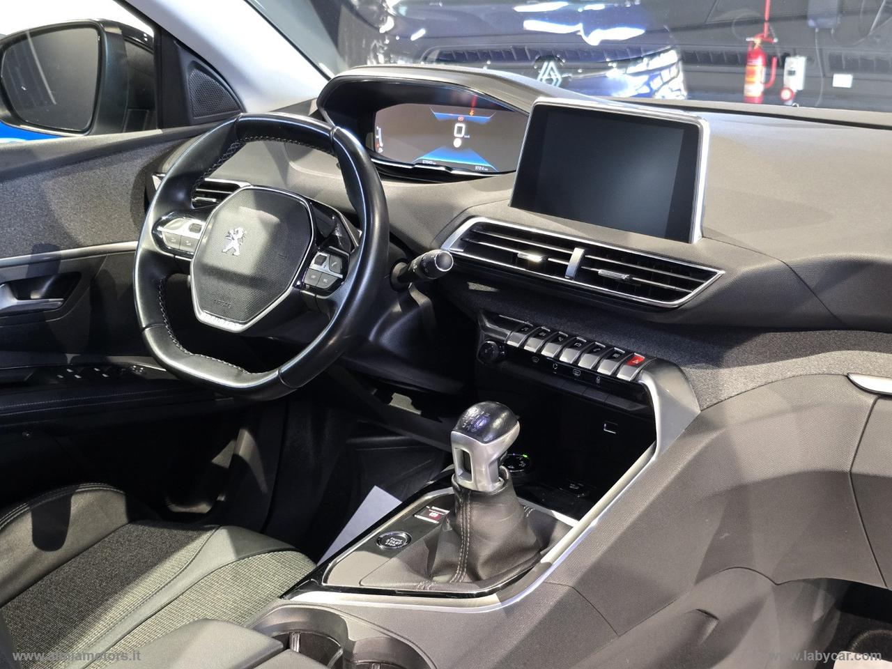 PEUGEOT 3008 BlueHDi 130 S&S Allure