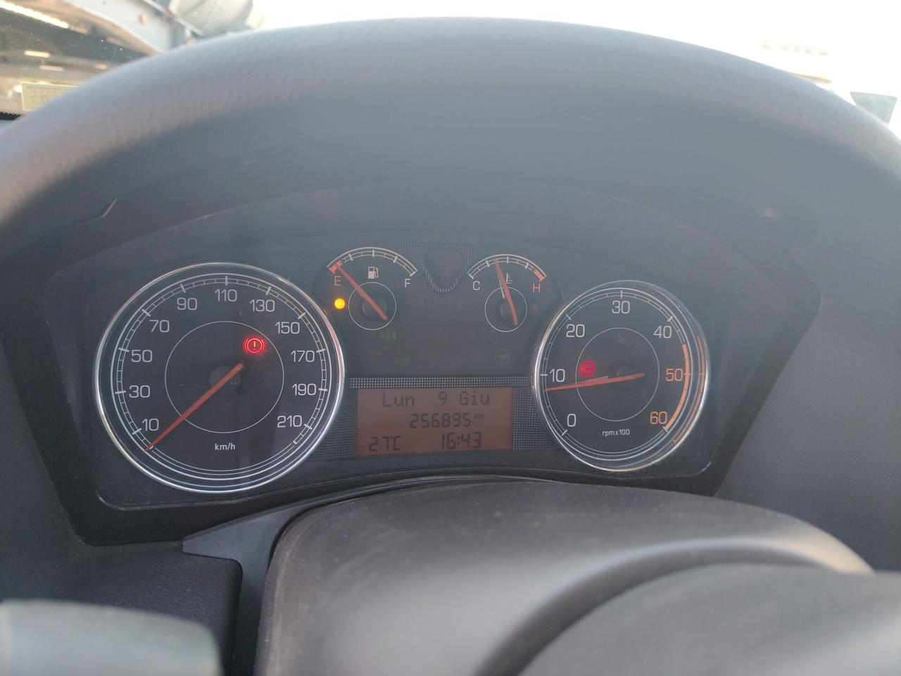Fiat Croma 1.9 Multijet Dynamic 120cv