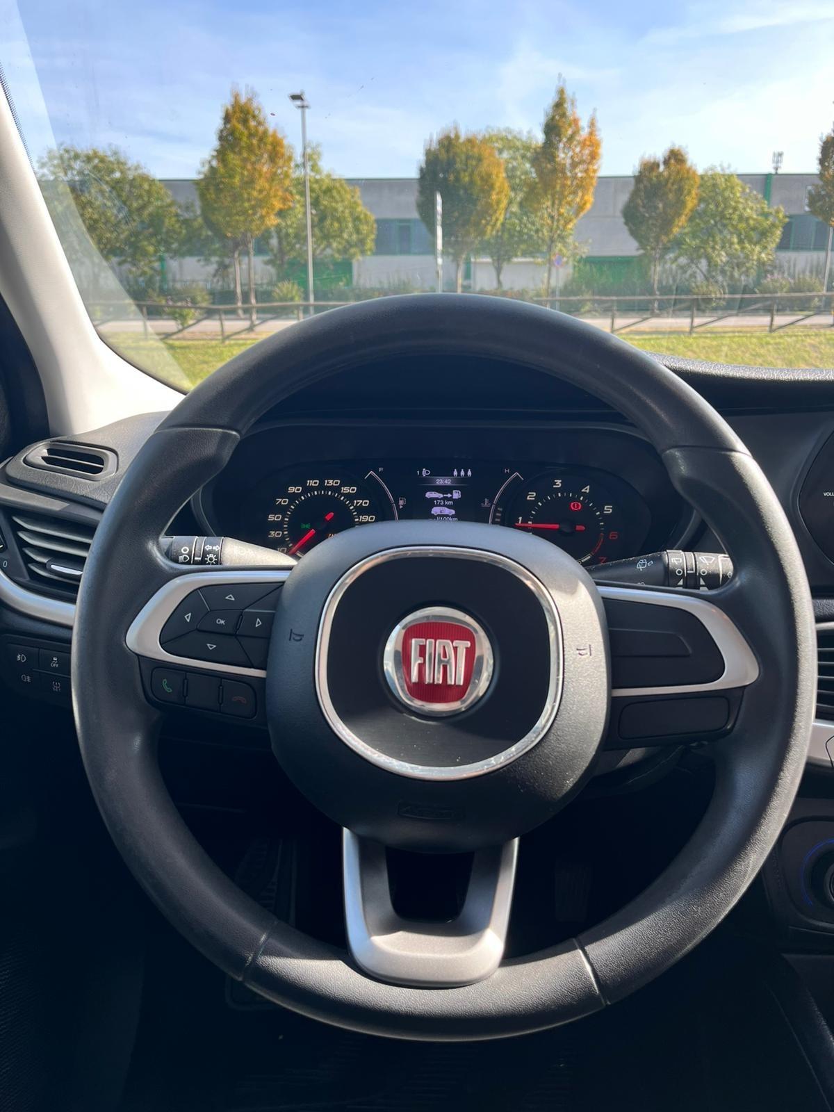 Fiat Tipo 1.4 Neopatentati