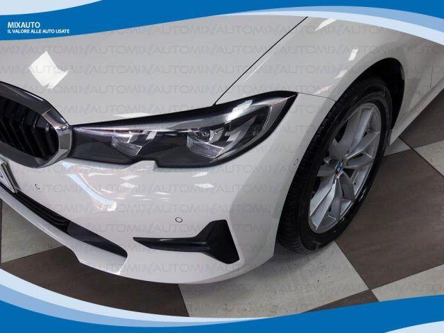 BMW 318 D Touring Business Advantage AUT EU6