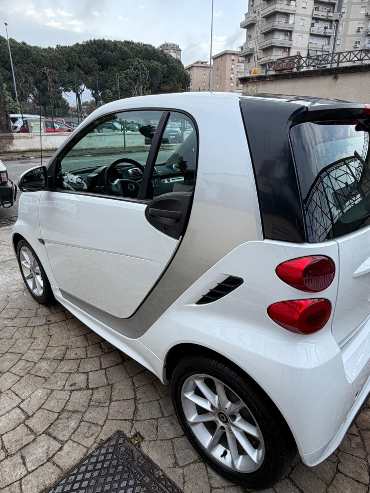 Smart ForTwo 1.0 70cv MHD