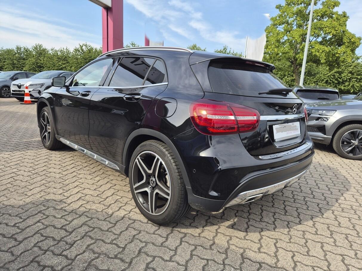 Mercedes GLA 180 DCT AMG Line auto