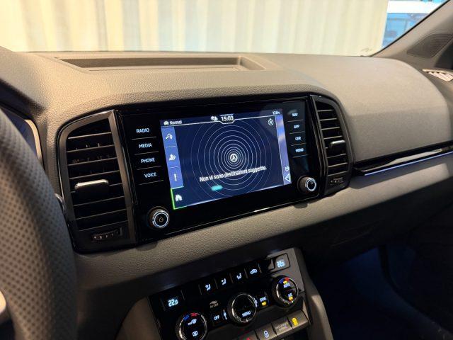 SKODA Karoq 1.5 TSI DSG SportLine ACC 18" LED NAVI