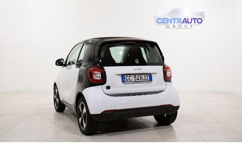 smart fortwo EQ Passion