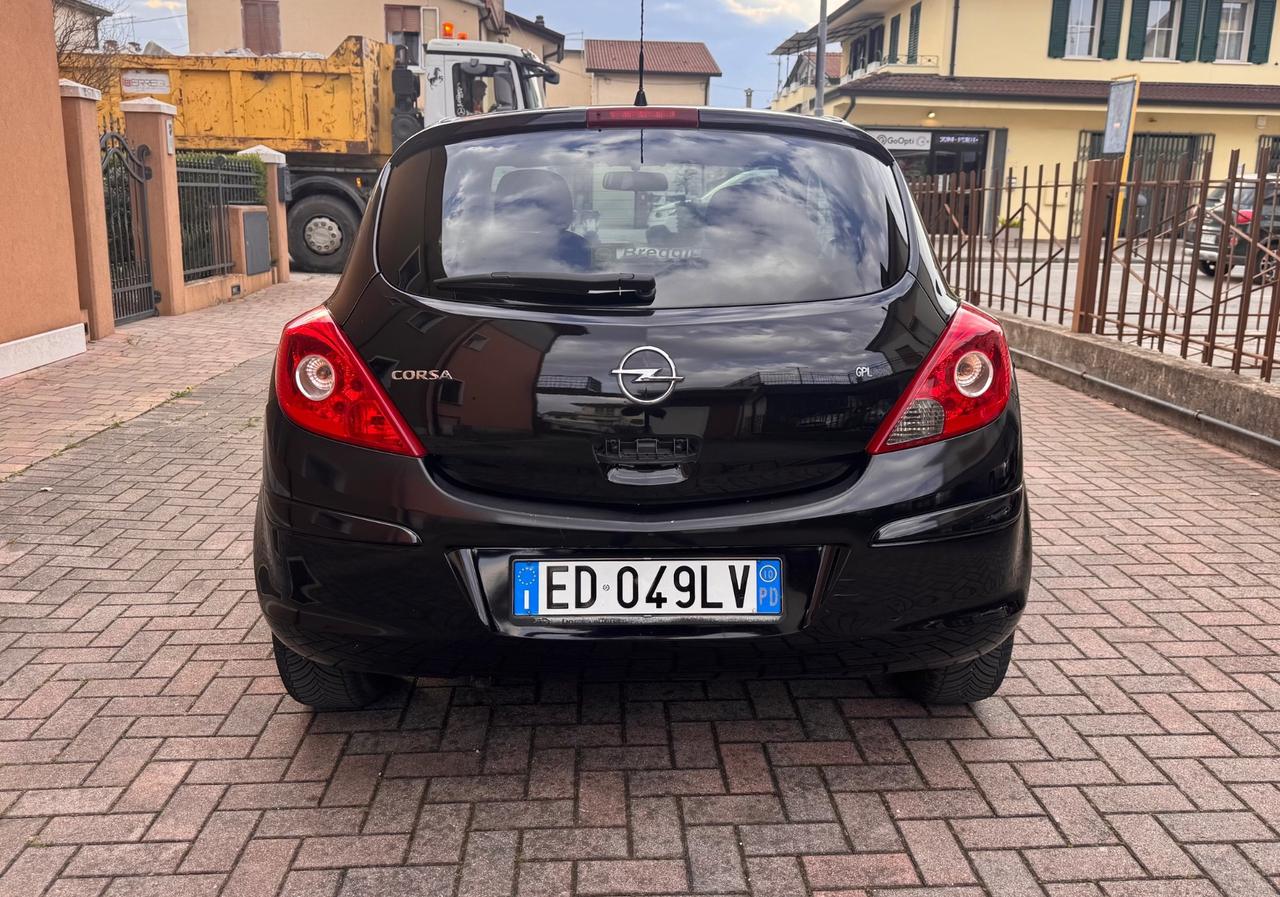 Opel Corsa 1.2 Benzina - GPL Scadenza 2030 Ok Neopatentati