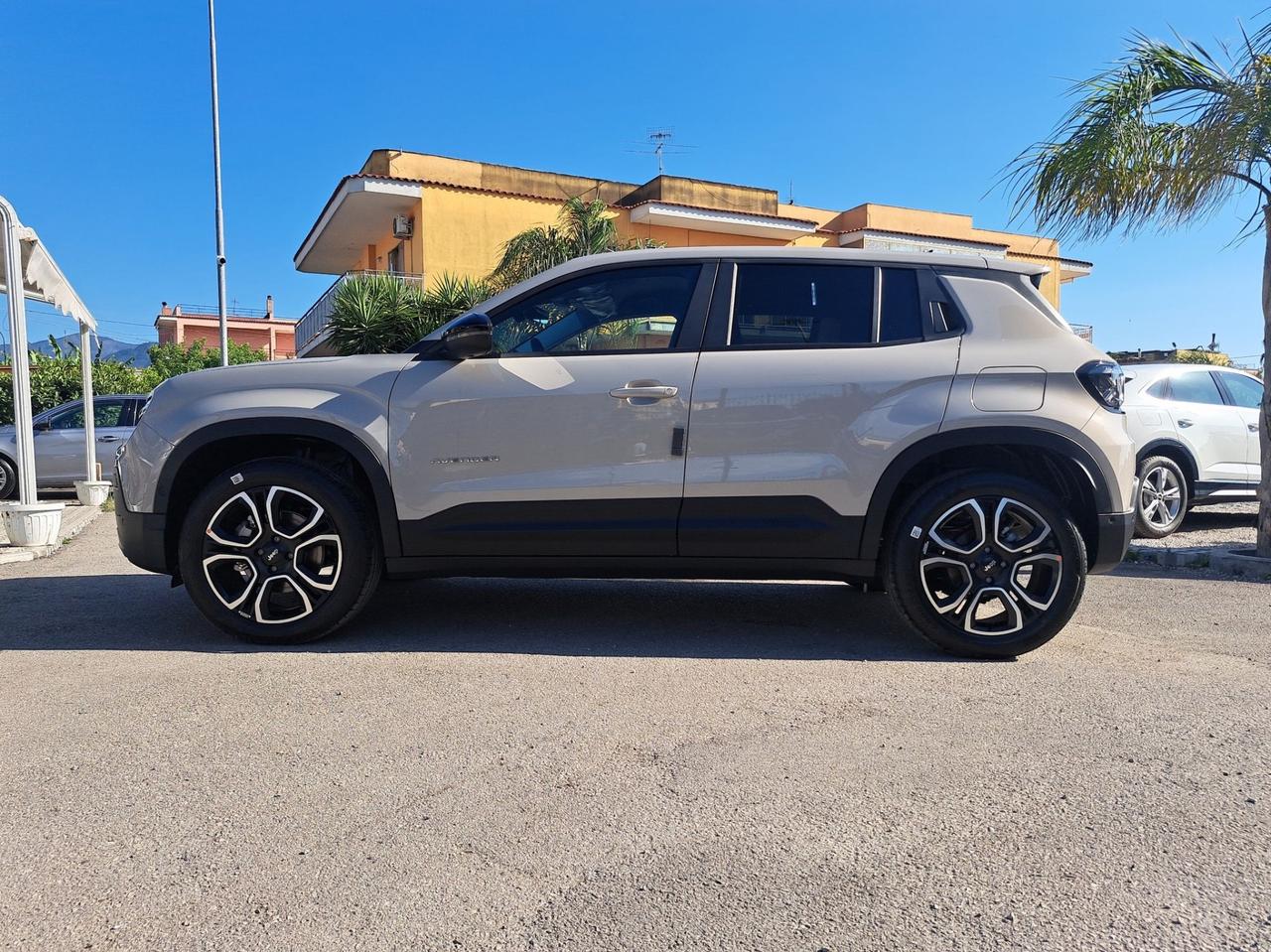 Jeep Avenger 1.2 Turbo 100 CV MHEV Longitude