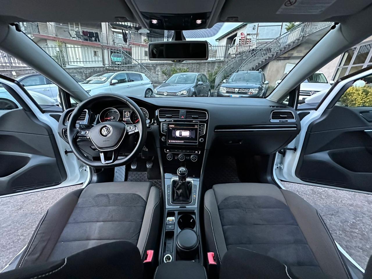 Volkswagen Golf 2.0 TDI 5p. Highline BlueMotion Technology