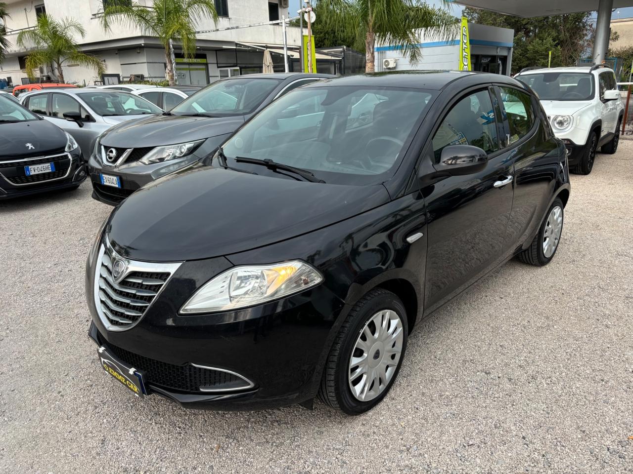 LANCIA YPSILON 1.2 BENZINA 70CV 2014