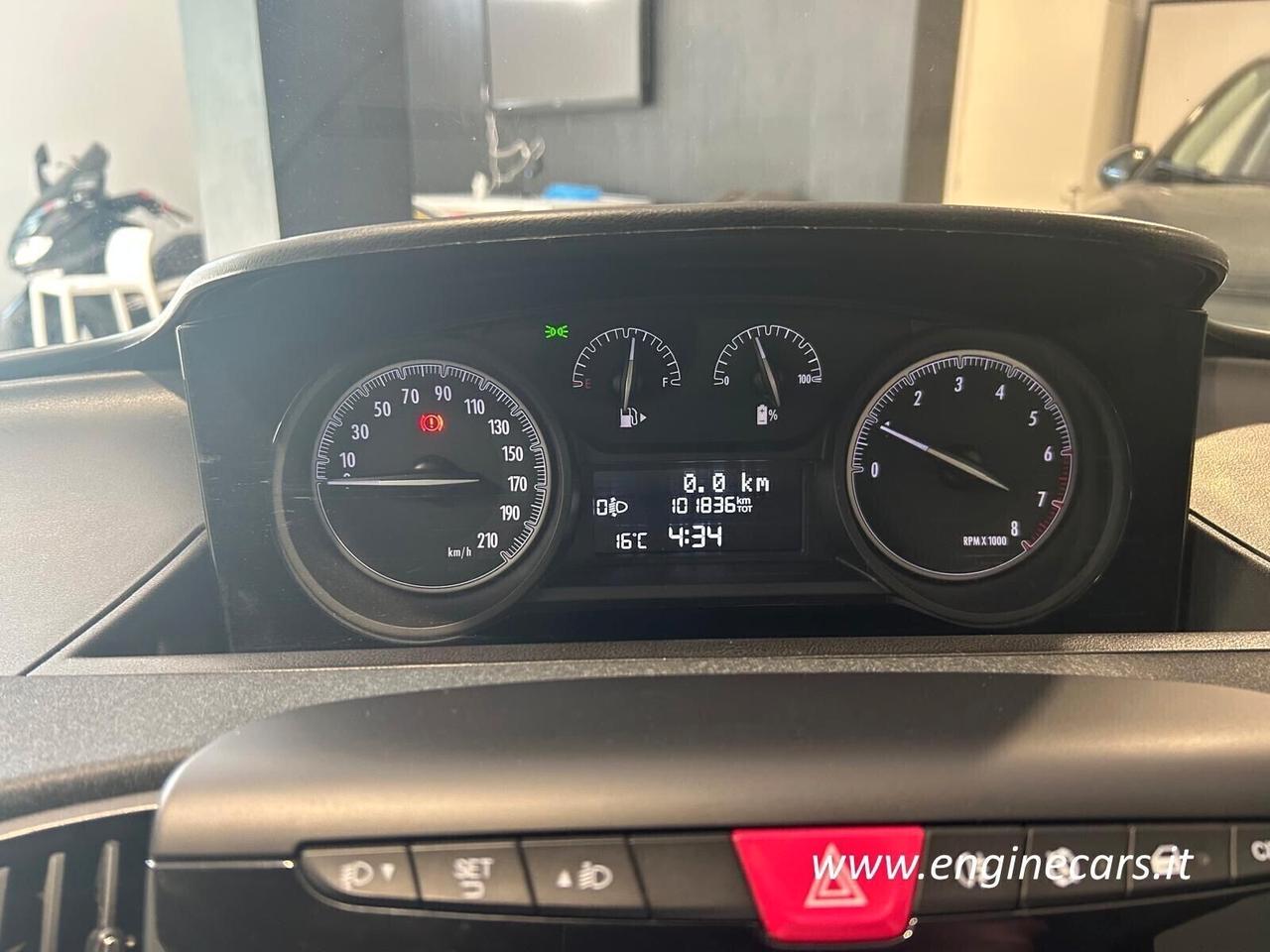 Lancia Ypsilon 1.0 FireFly 5 porte S&S Hybrid Ecochic Silver