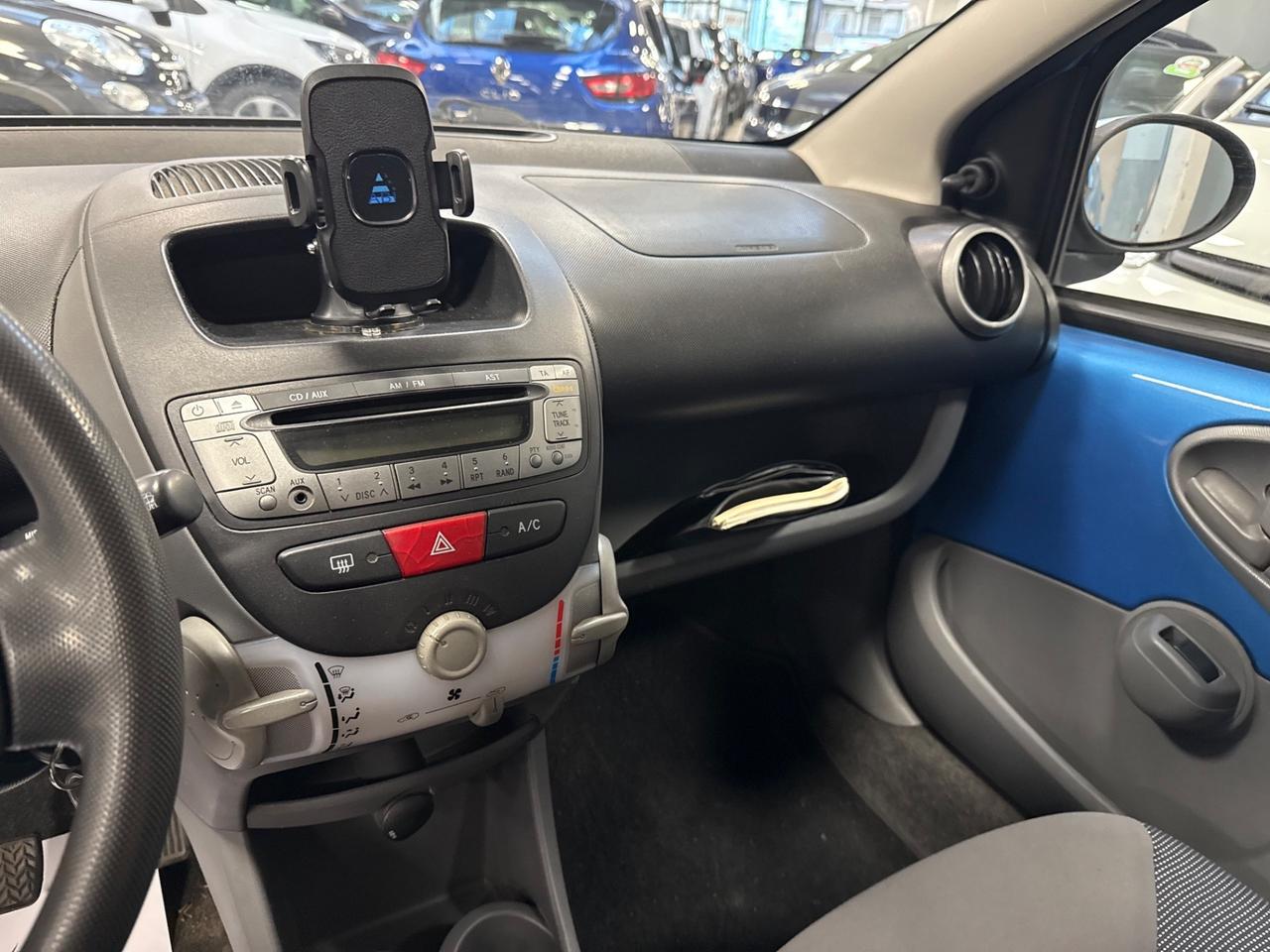 Peugeot 107 1.0 68CV 5p. Desir