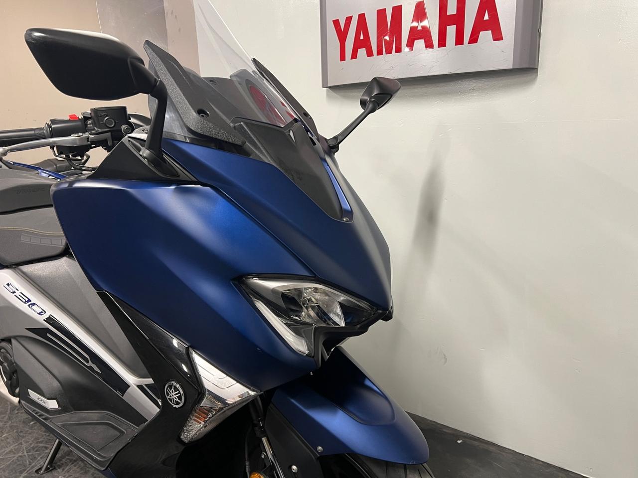 Yamaha TMAX DX