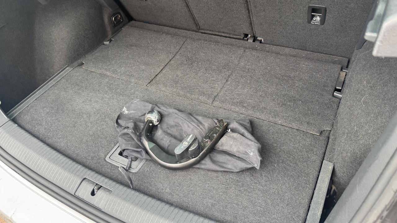 Volkswagen Golf Sportsvan 2.0 TDI DSG Highline GANCIO TRAINO