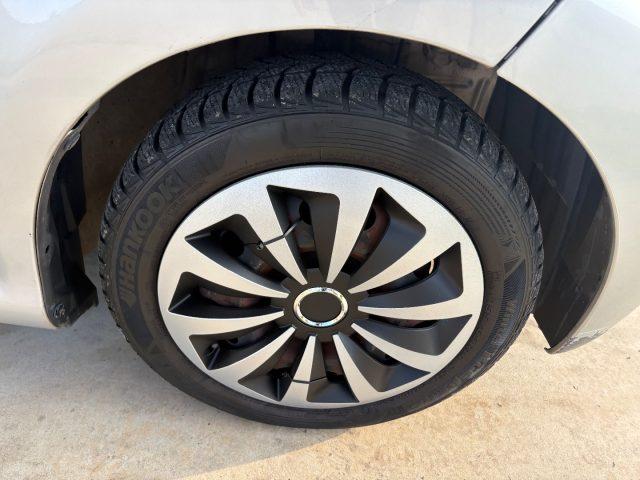 TOYOTA Aygo 1.0 12V VVT-i 5 porte OK NEOPATENTATI 5 PORTE