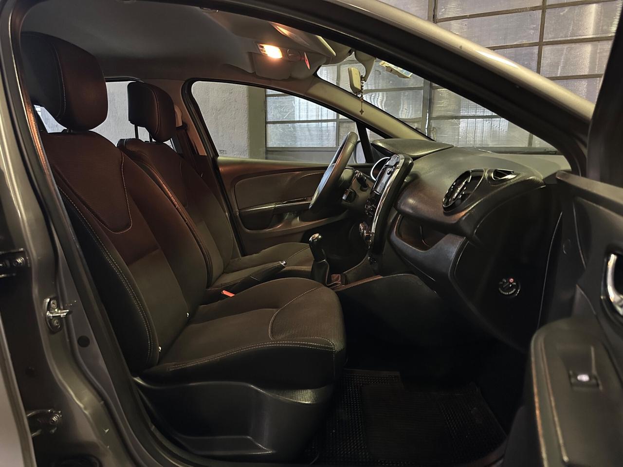 Renault Clio 1.2 75CV 5 porte Live