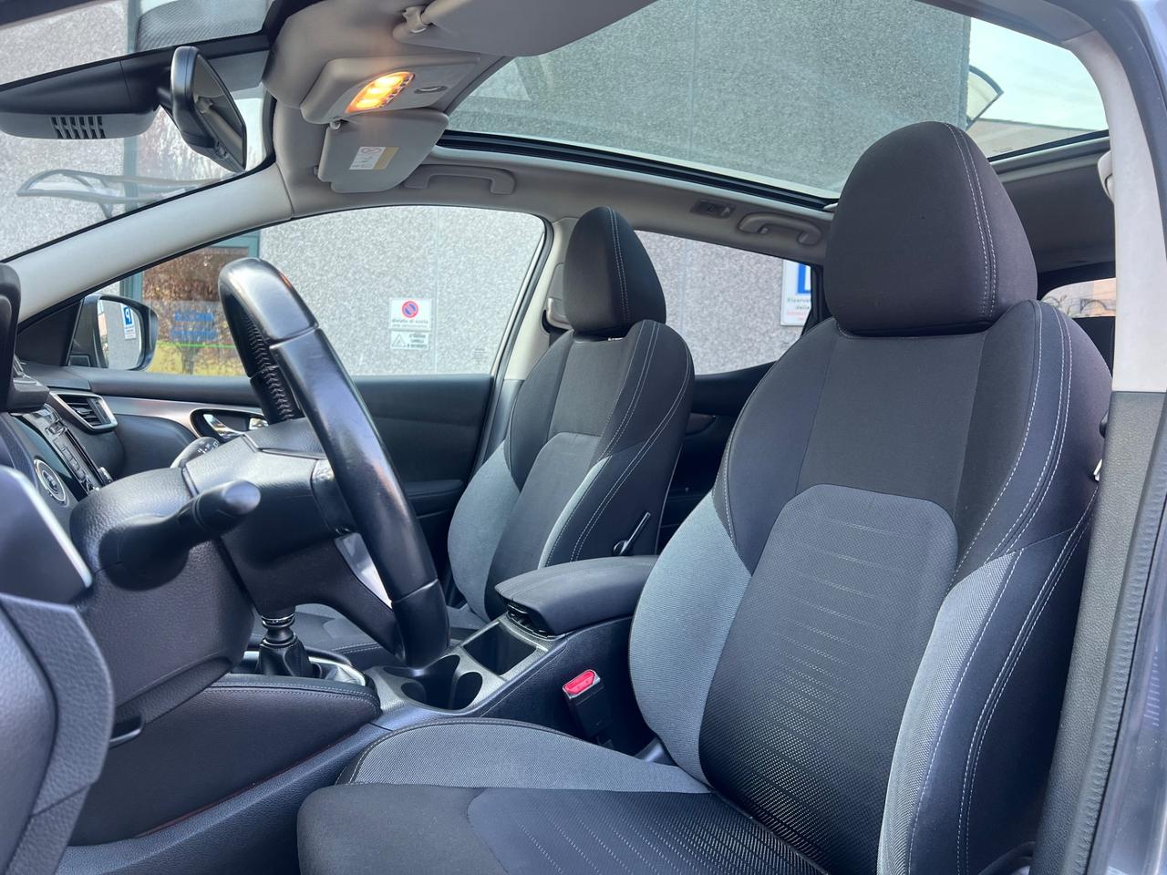 Nissan Qashqai 1.5 dCi N-Connecta