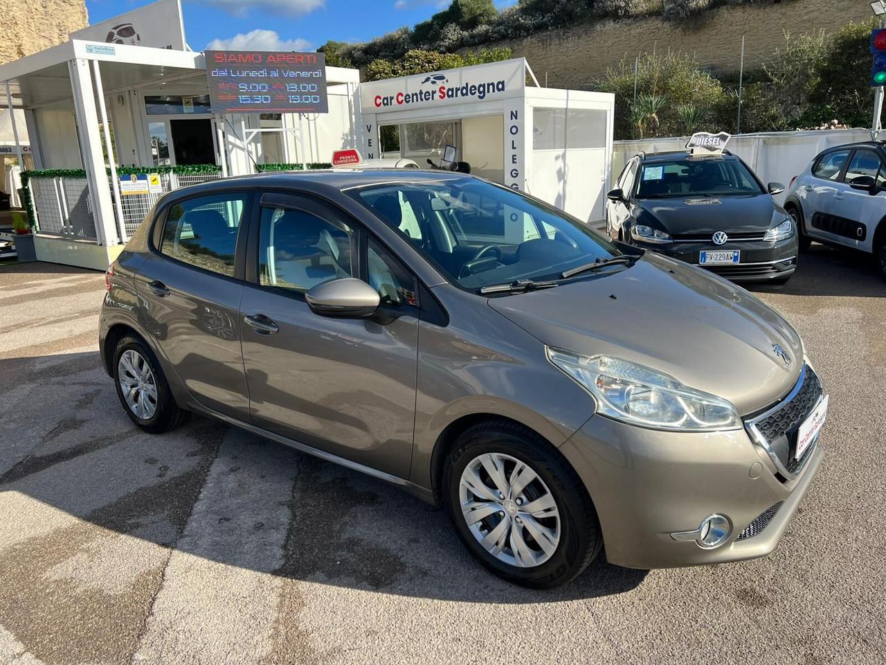 Peugeot 208 1.2 VTi 82 CV 5 porte Allure