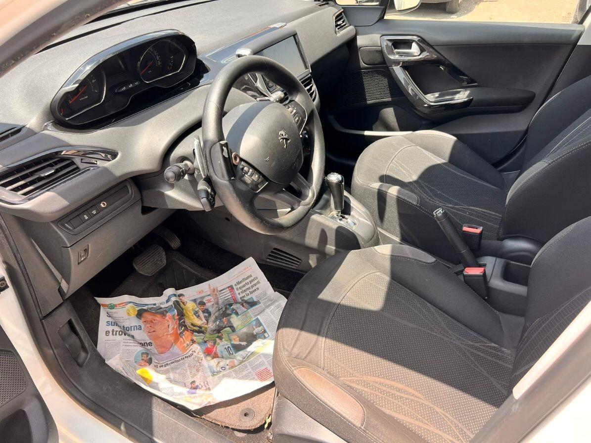 Peugeot 208 1.2 e-VTi 82 CV Stop&Start ETG5 5 porte Active