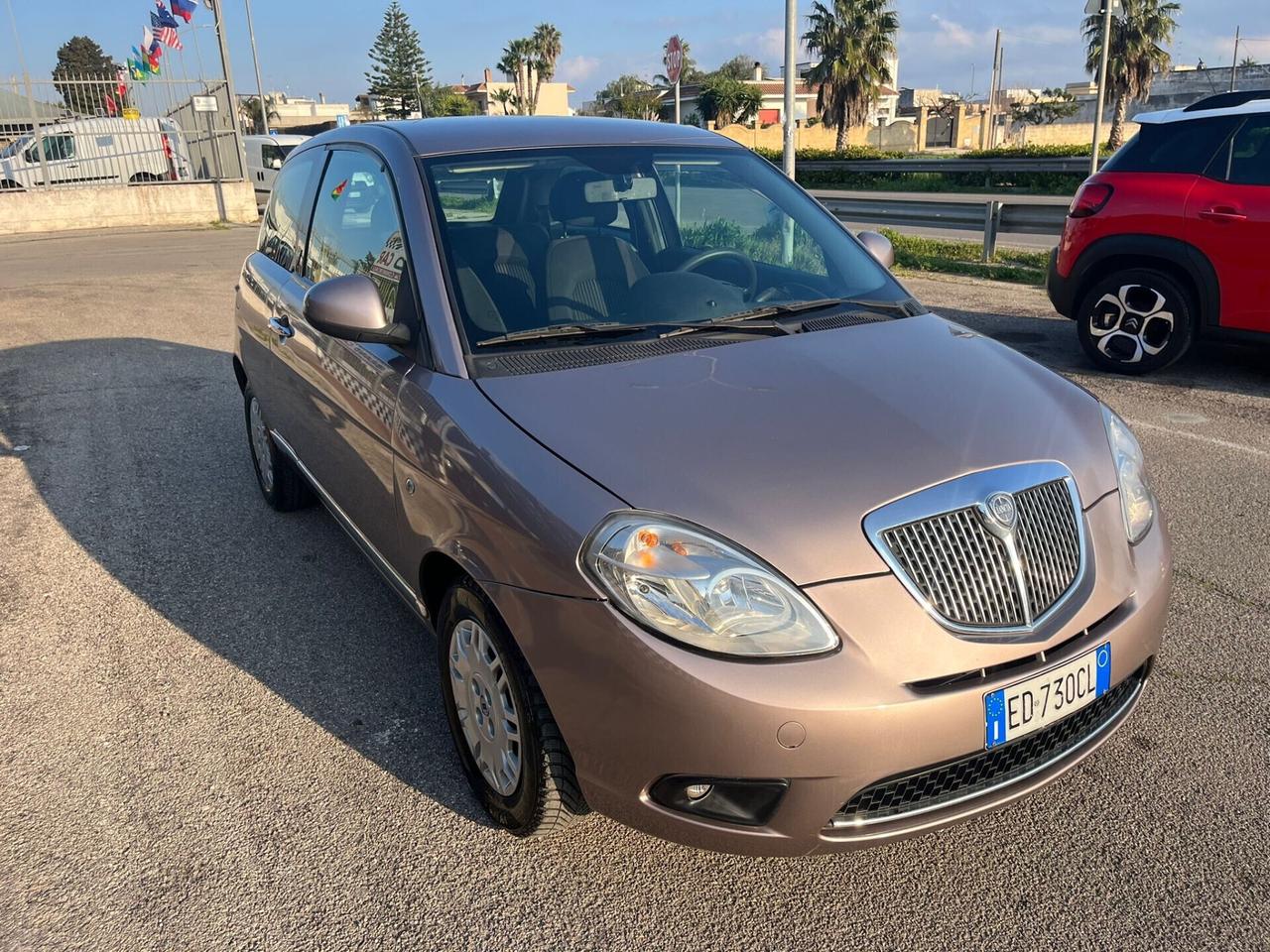 Lancia Ypsilon 1.3 MJT 75 CV Elle Unipro 2010