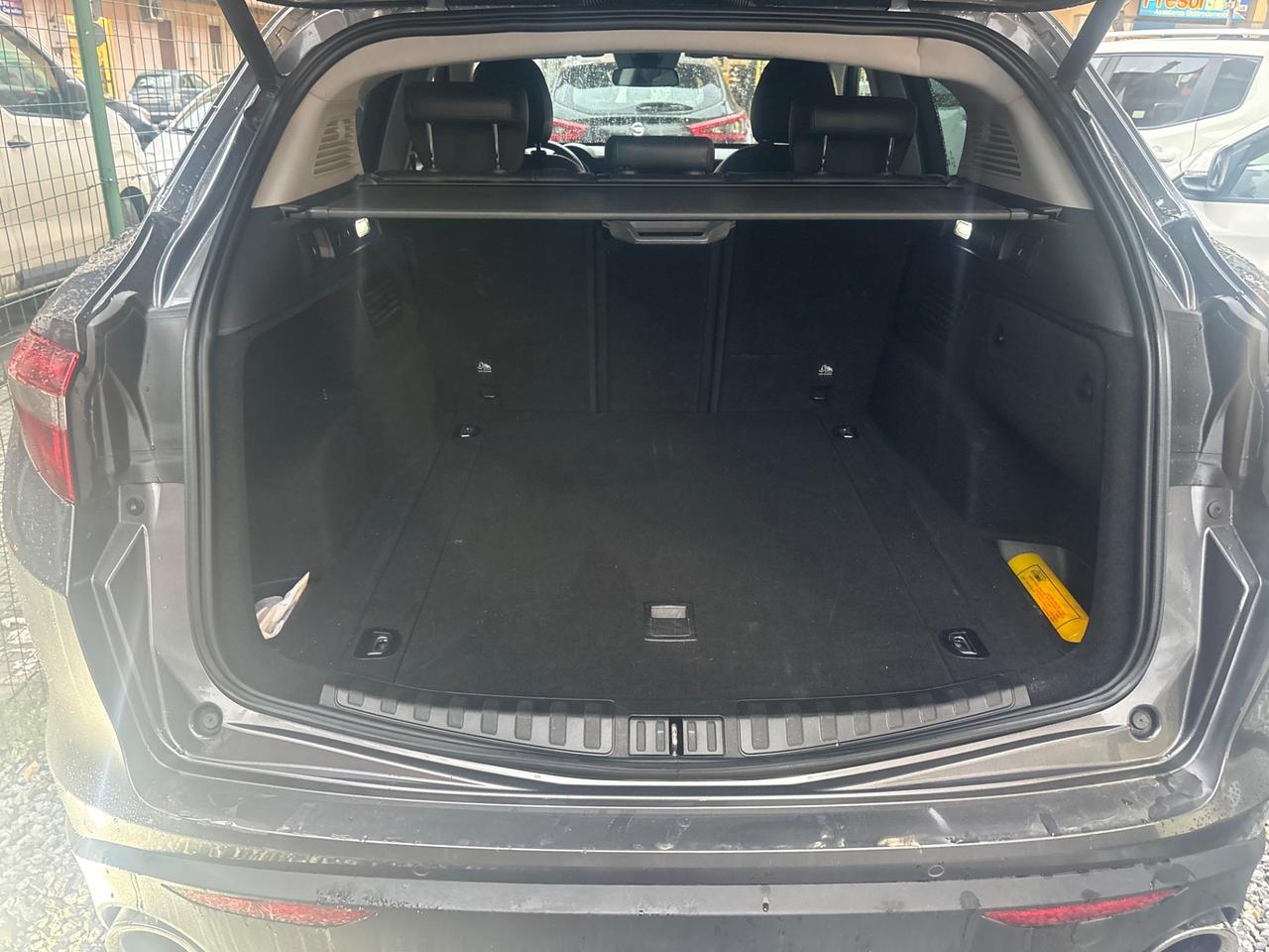 Alfa Romeo Stelvio 2.2 Turbodiesel 180 CV AT8 Business