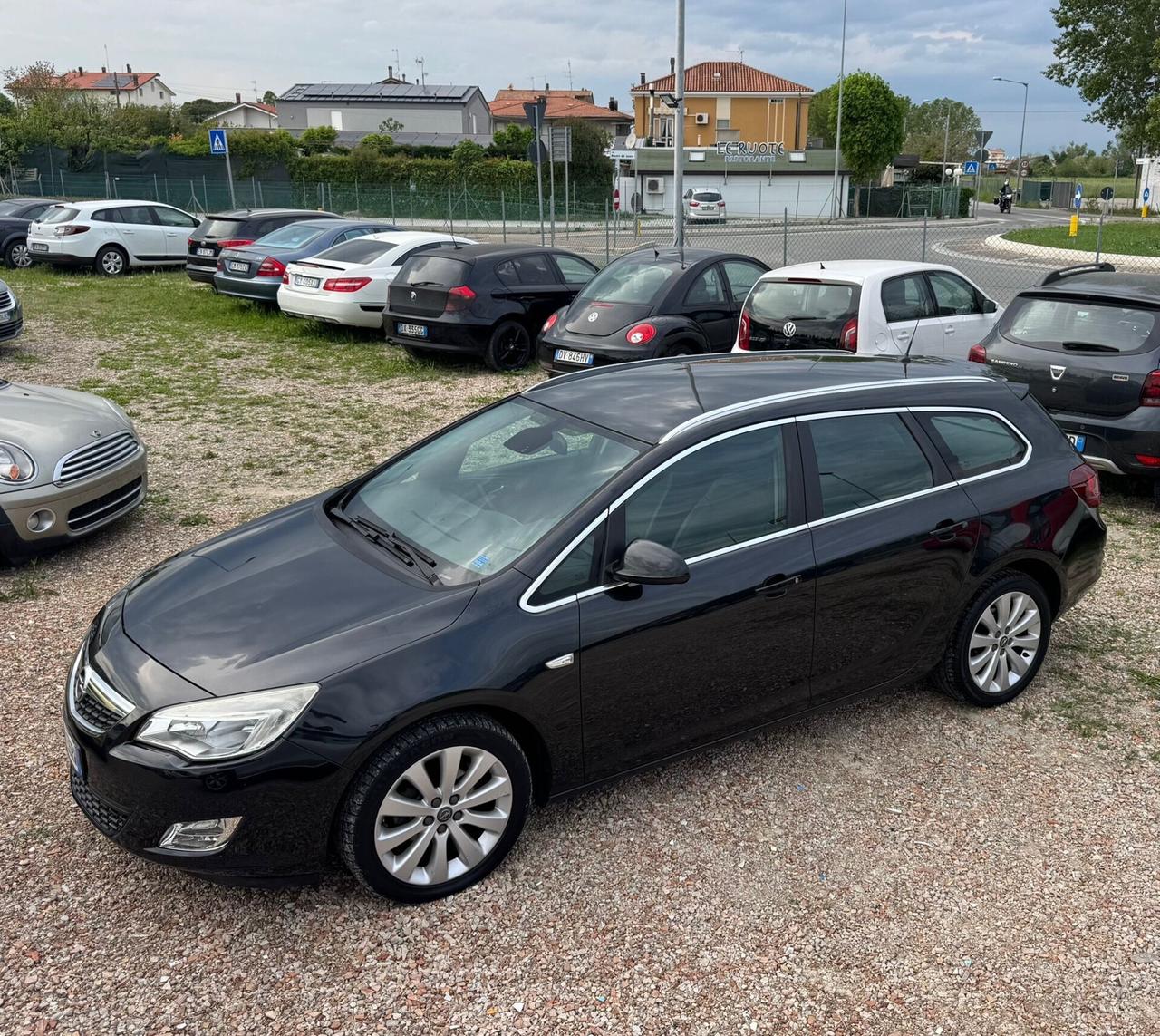 Opel Astra 1.4 Turbo 140CV GPL Gancio Traino