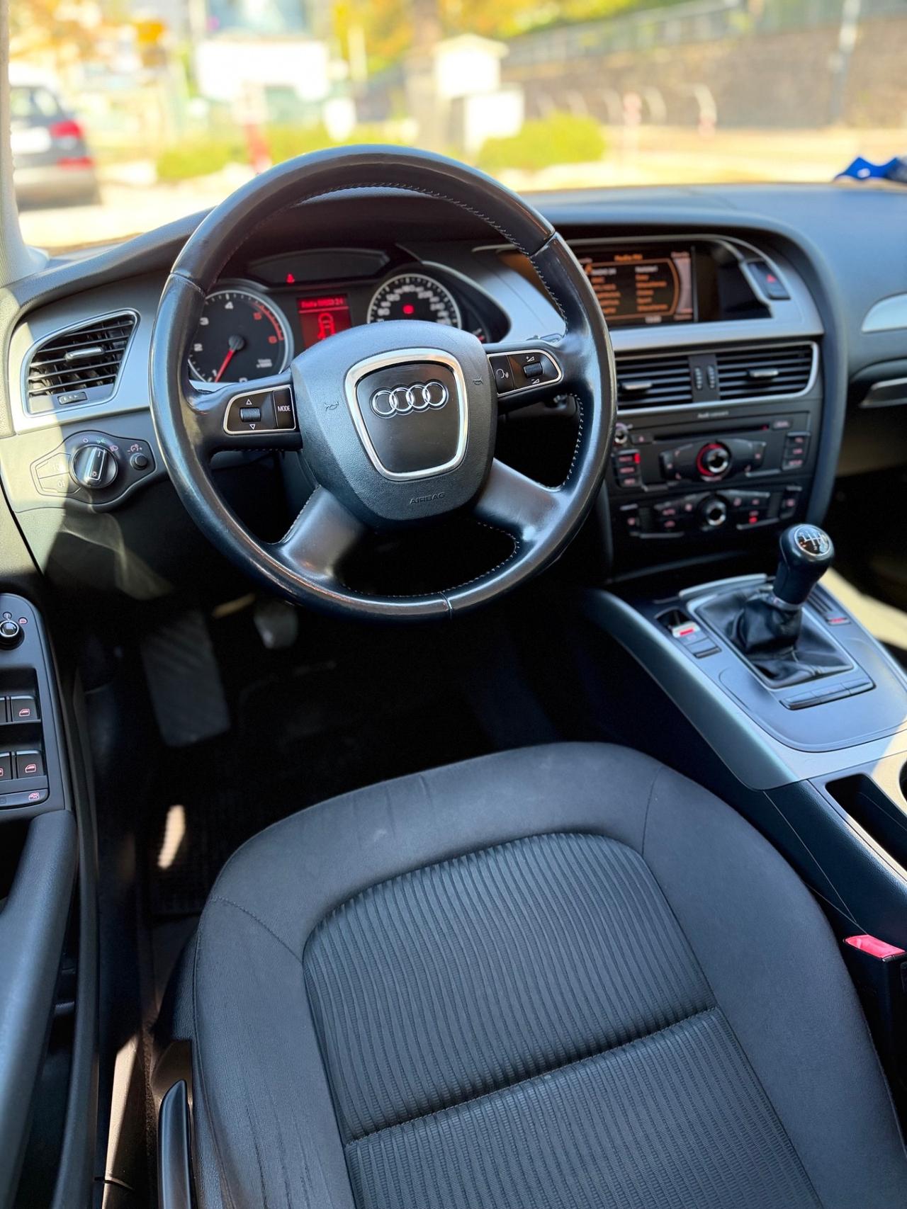 Audi A4 Avant 2.0 TDI 120CV EURO 5 ok neopatentati