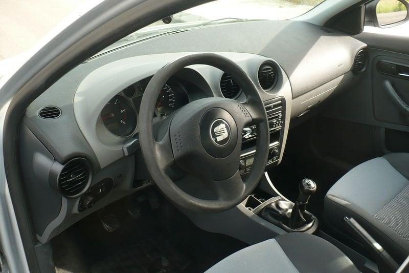 SEAT Ibiza Ibiza 5p 1.4 tdi Stylance (signo)