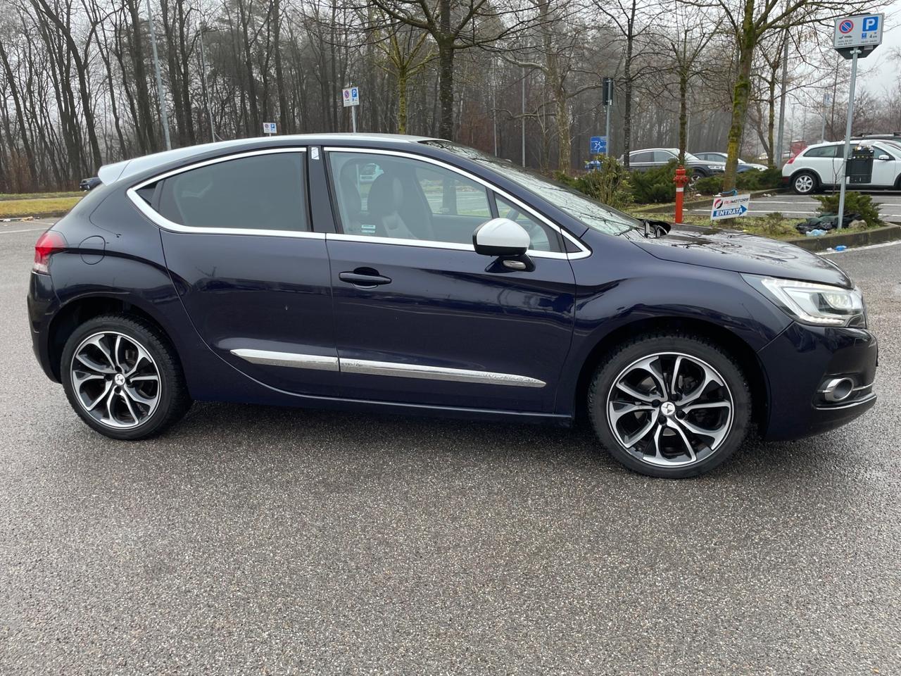 Ds DS4 4 Crossback BlueHDi 120 S&S Sport Chic