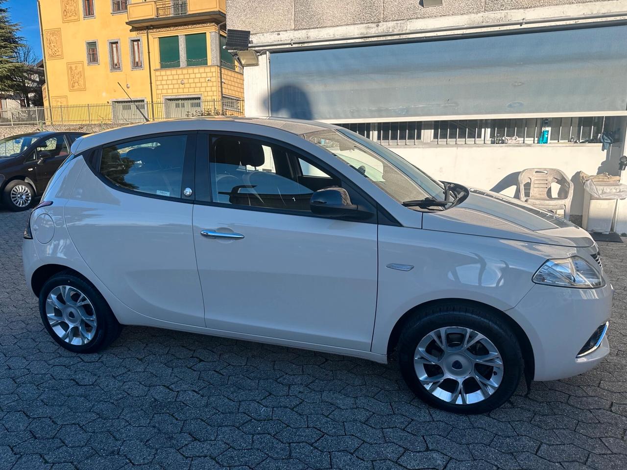 Lancia Ypsilon 1.2 69 CV 5 porte GPL Ecochic Gold*EURO6*NEOPATENTATI