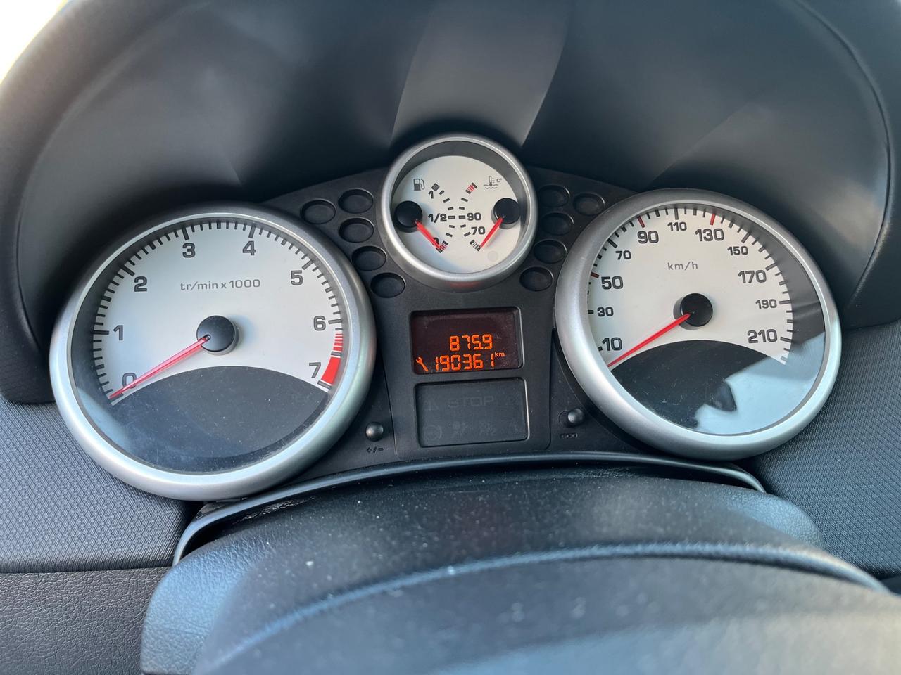 Peugeot 207 1.4 8V 75CV 5p. X Line ECO GPL