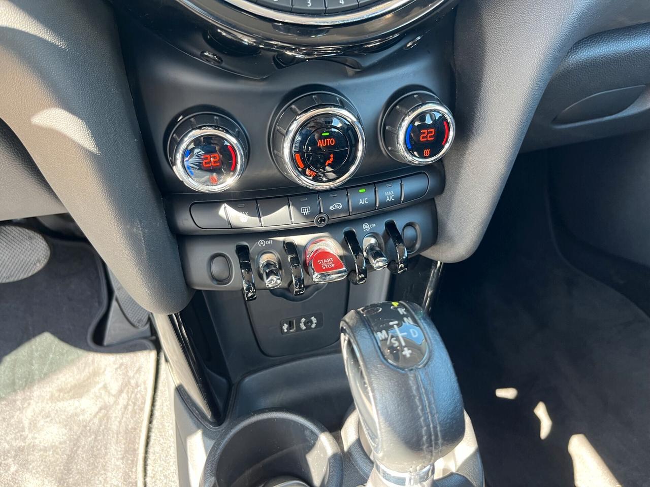 MINI Cooper D 1.5 116CV 3p Automatica Hype SPORT