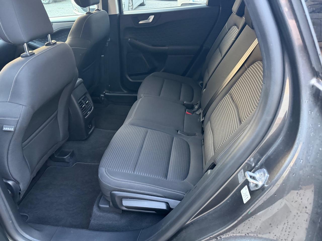 Ford Kuga 2.0 EcoBlue Hybrid 150 CV 2WD ST-Line