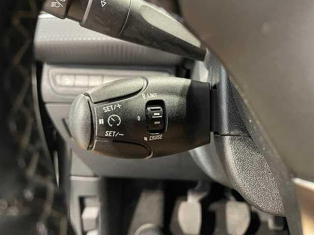 Peugeot 2008 1.6D BlueHDi 100CV Active - NEOPATENTATI