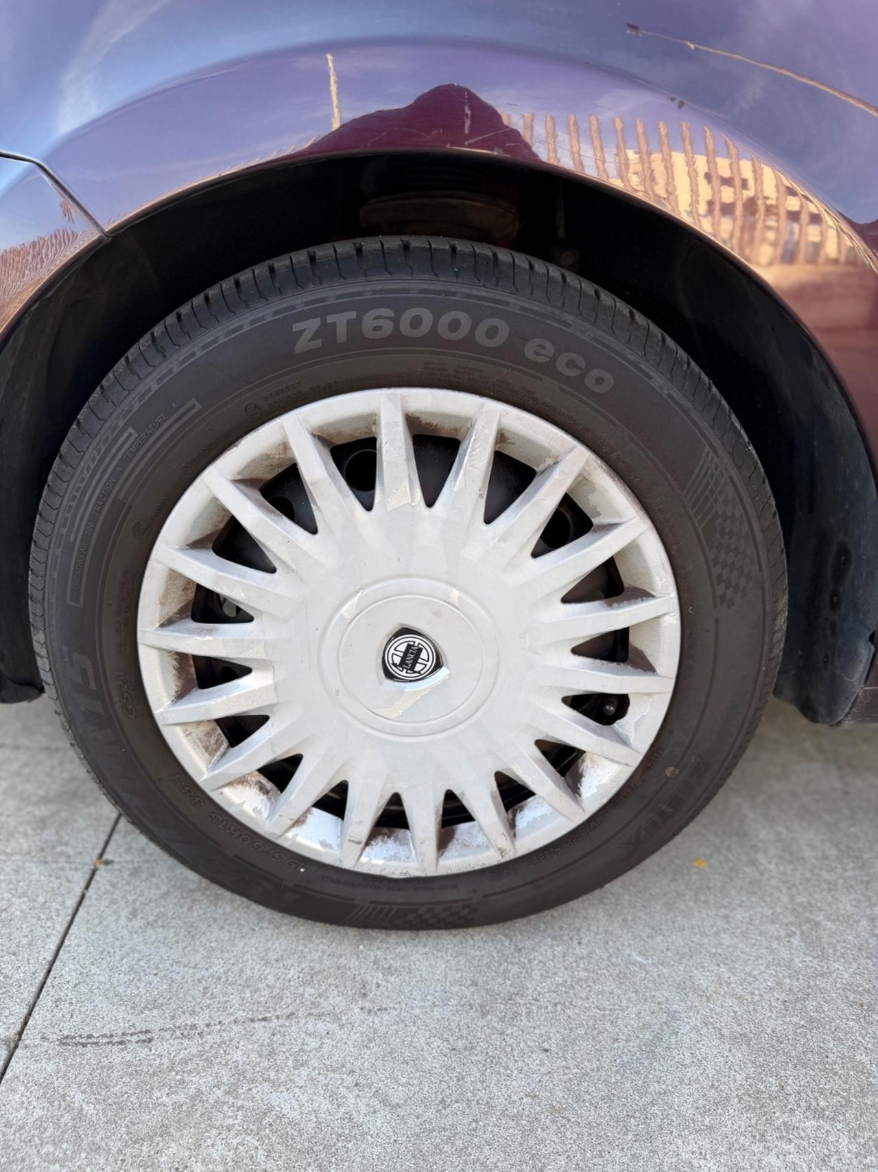 LANCIA MUSA 1.4gpl (anno 2008)