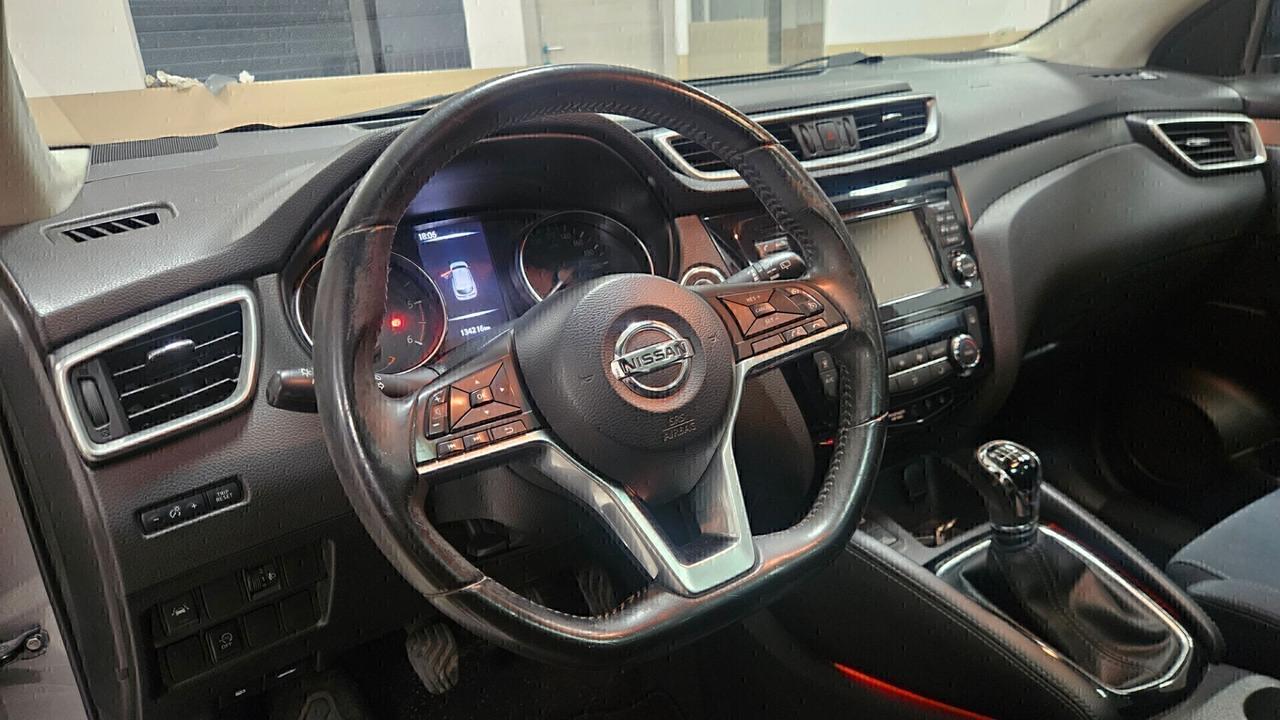 Nissan Qashqai 1.5 dCi N-Connecta