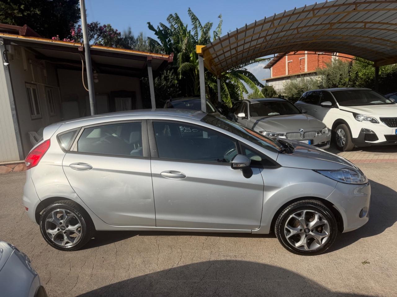 Ford Fiesta 1.4 TDCi 5p. Titanium Perfettamente funzionate