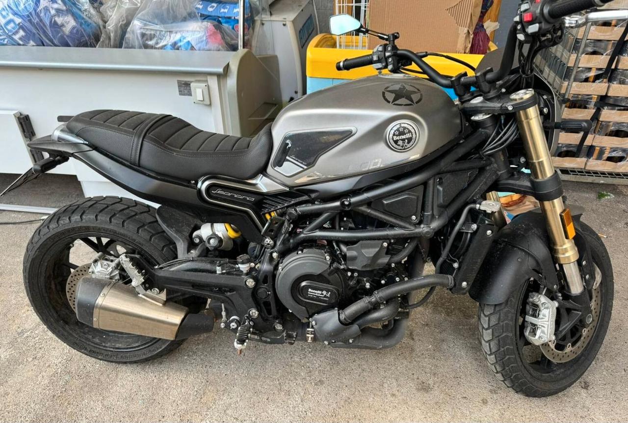 Benelli Leoncino 800 ie solo km7000 anno 22