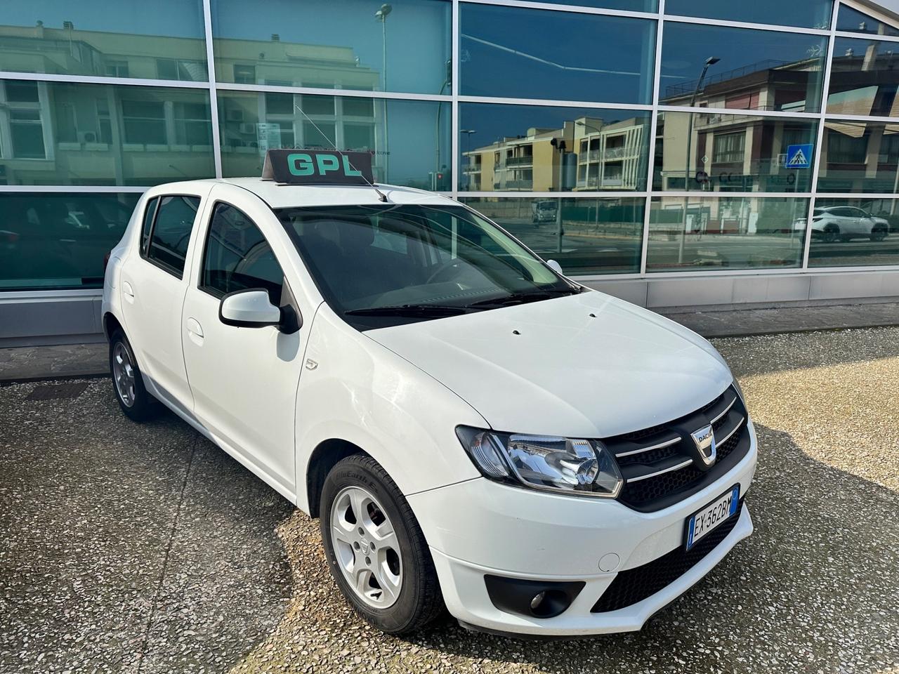 Dacia Sandero 1.2 GPL 75CV extra