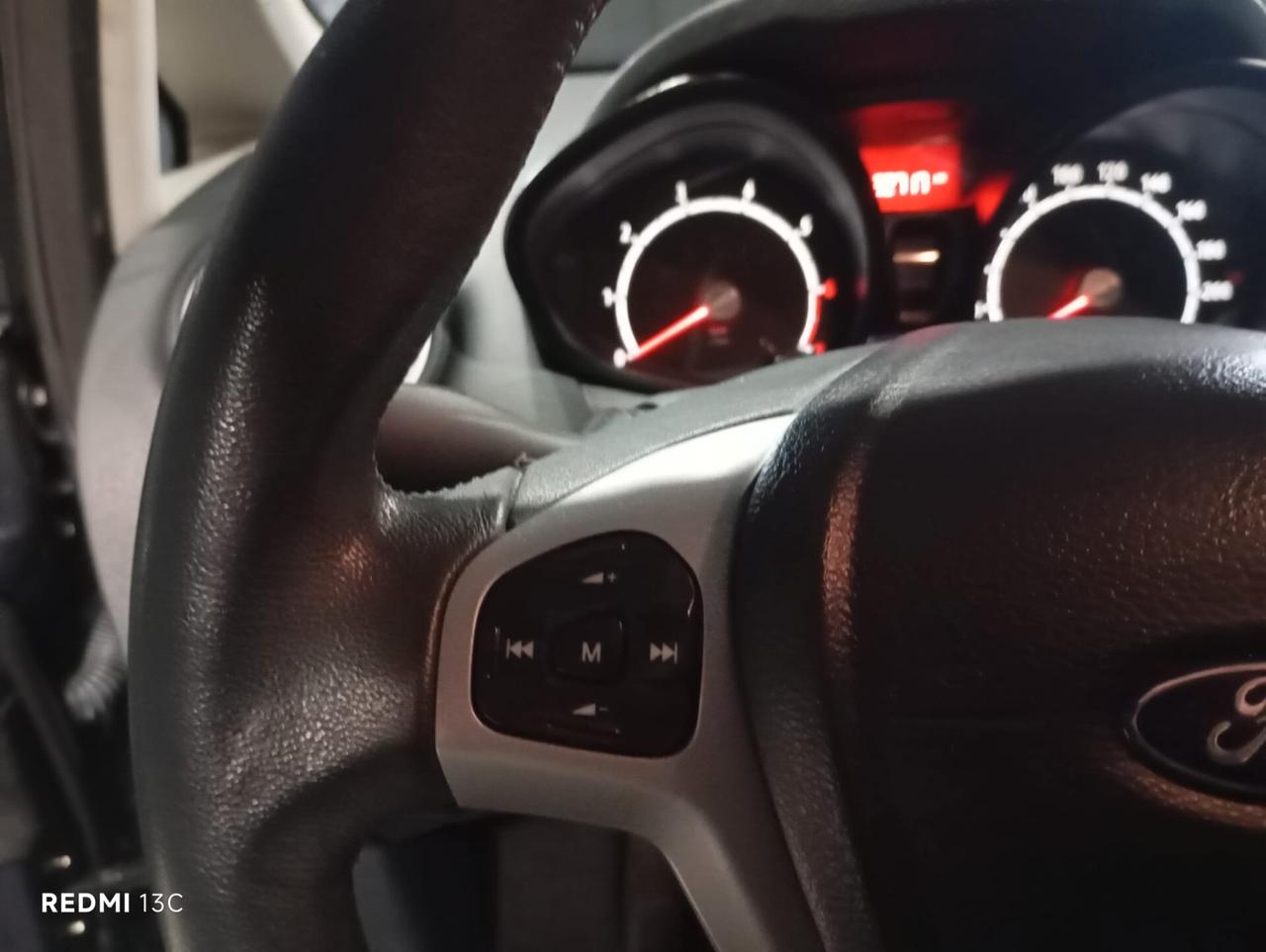 FORD FIESTA DEL 2012 BENZINA 130,000 KM